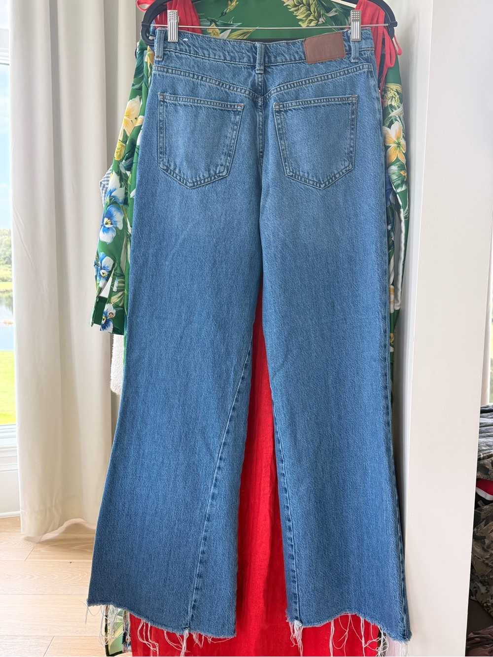 Zara Light Blue High-Waist Wide Leg Jeans. Worn once. - Picture 2 of 3